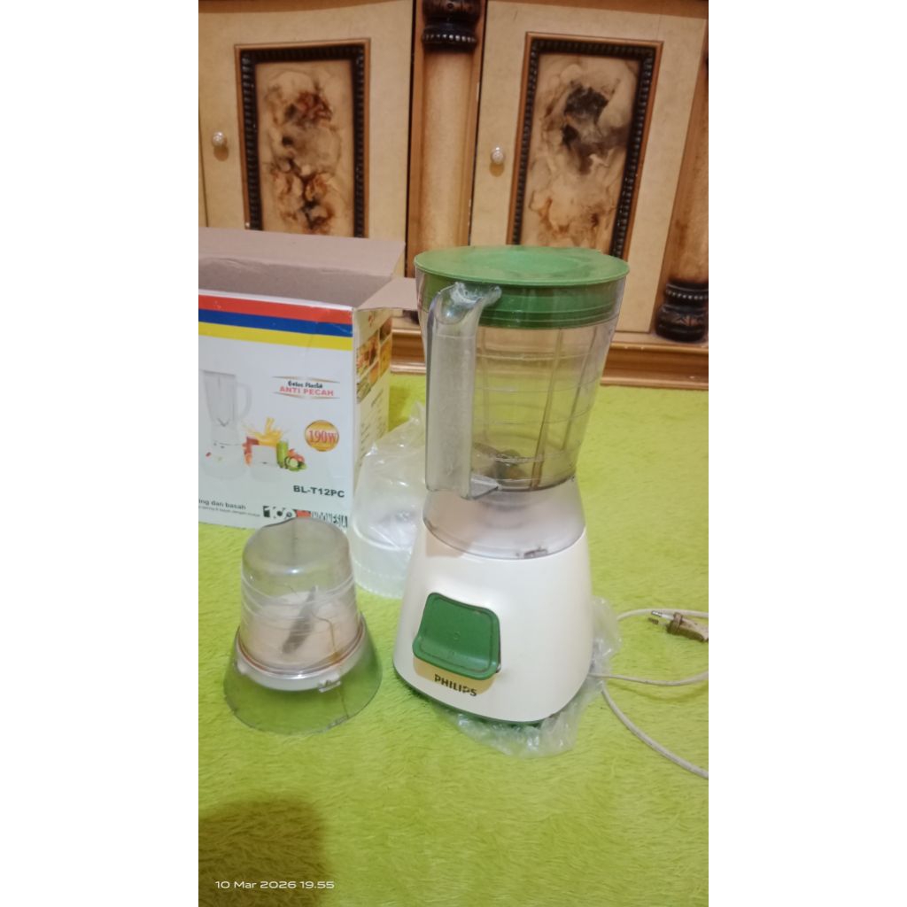 blender philips bekas