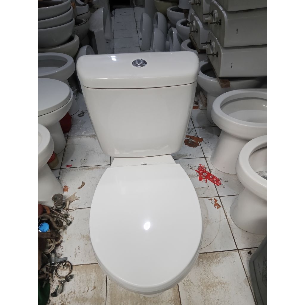 Closet duduk TOTO SW660J (putih)