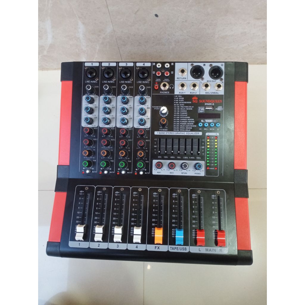 mixer soundqueen pmr 4 /MIXER PLUS POWER 500 watt stereo AMPLI MULUS NORMAL TERMURAH