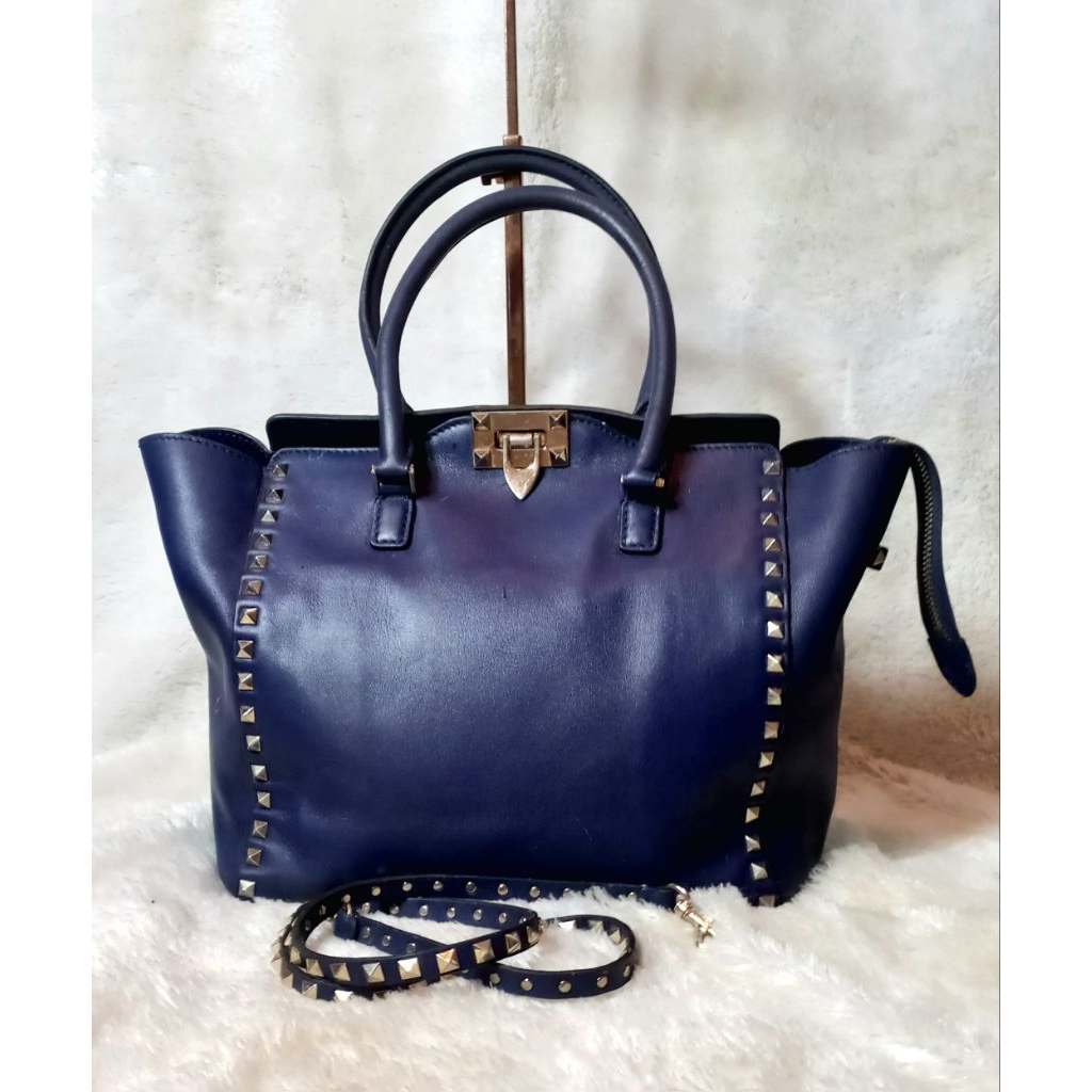 Preloved Second Valentino* Garavani Valentonong Rockstud Blue Leather Handbag Sling Bag Tote Bag