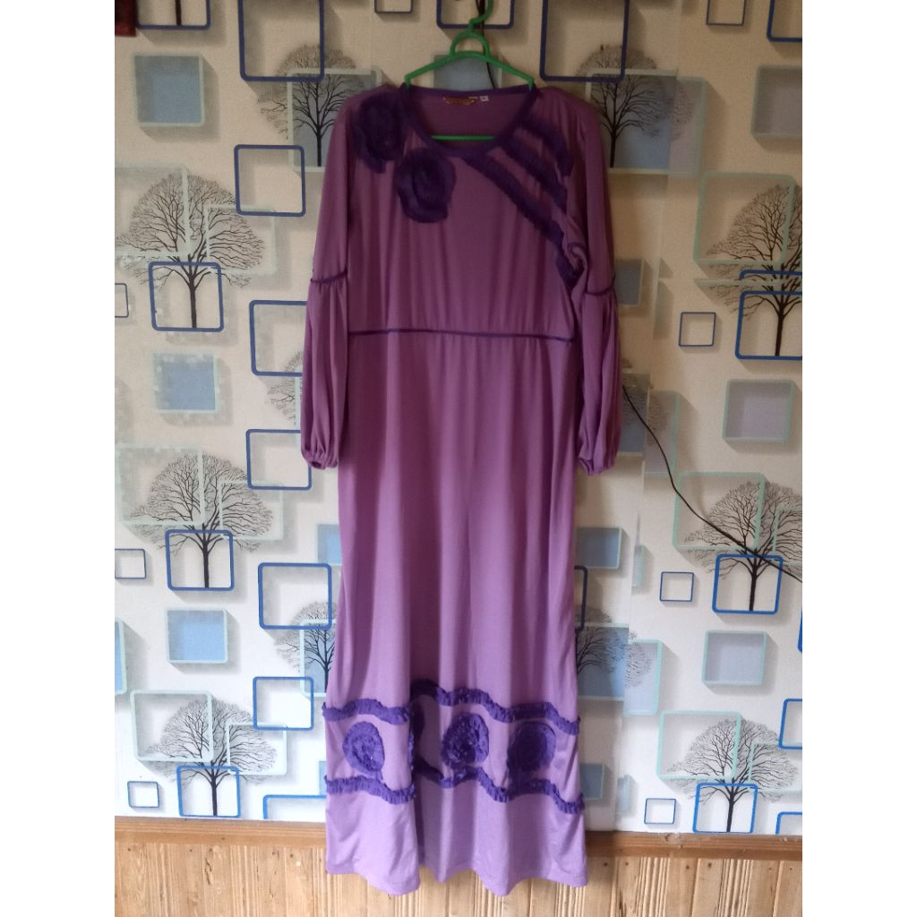 preloved gamis ungu