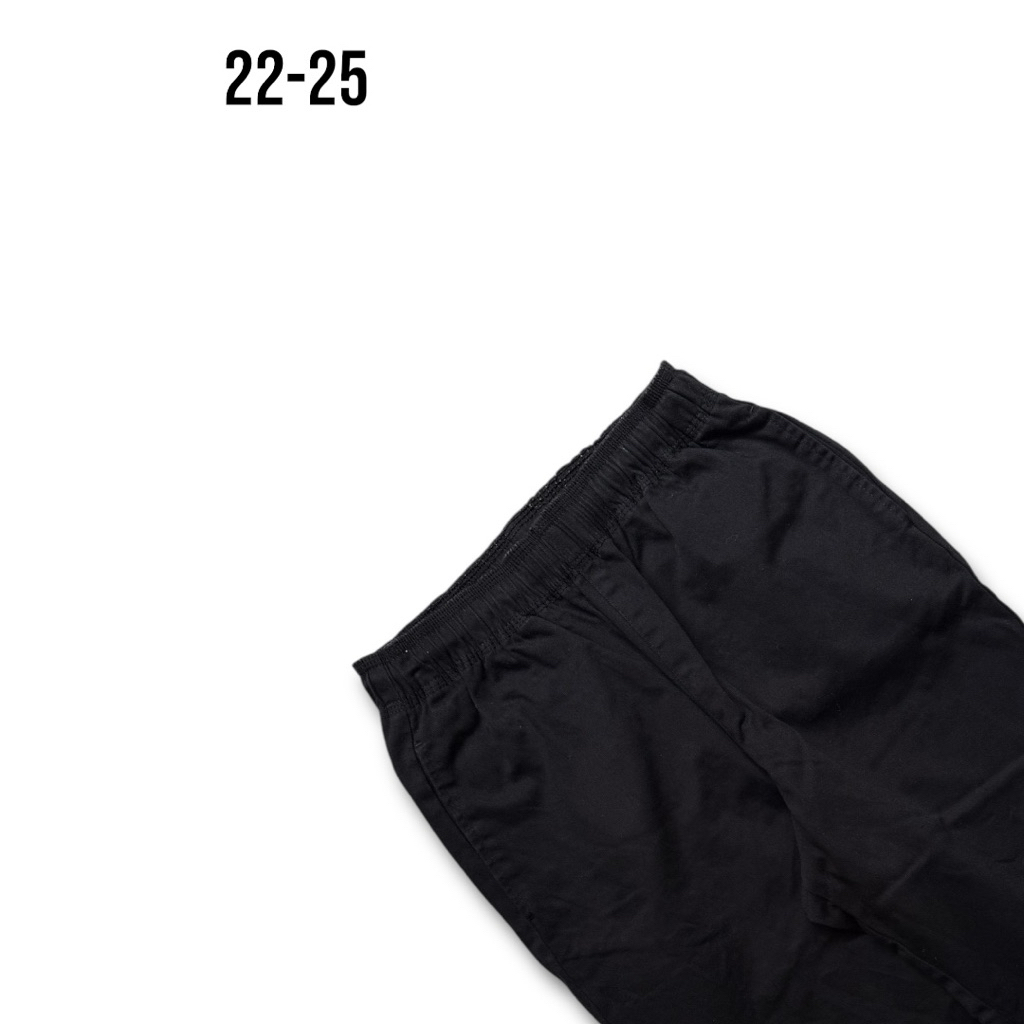 Uniqlo Relax Pants Kecil