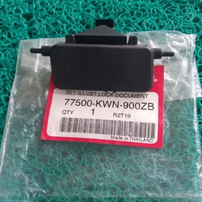 handel tutup laci ori honda pcx125/pcx150 old thailand