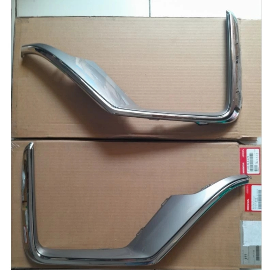 List Chrome Abu Bawah lampu Foglamp Bumper Honda CRV 2021-2022 Original