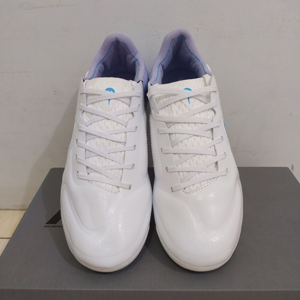 Sepatu Bola Tiempo legend 9 Elite White Purple fg