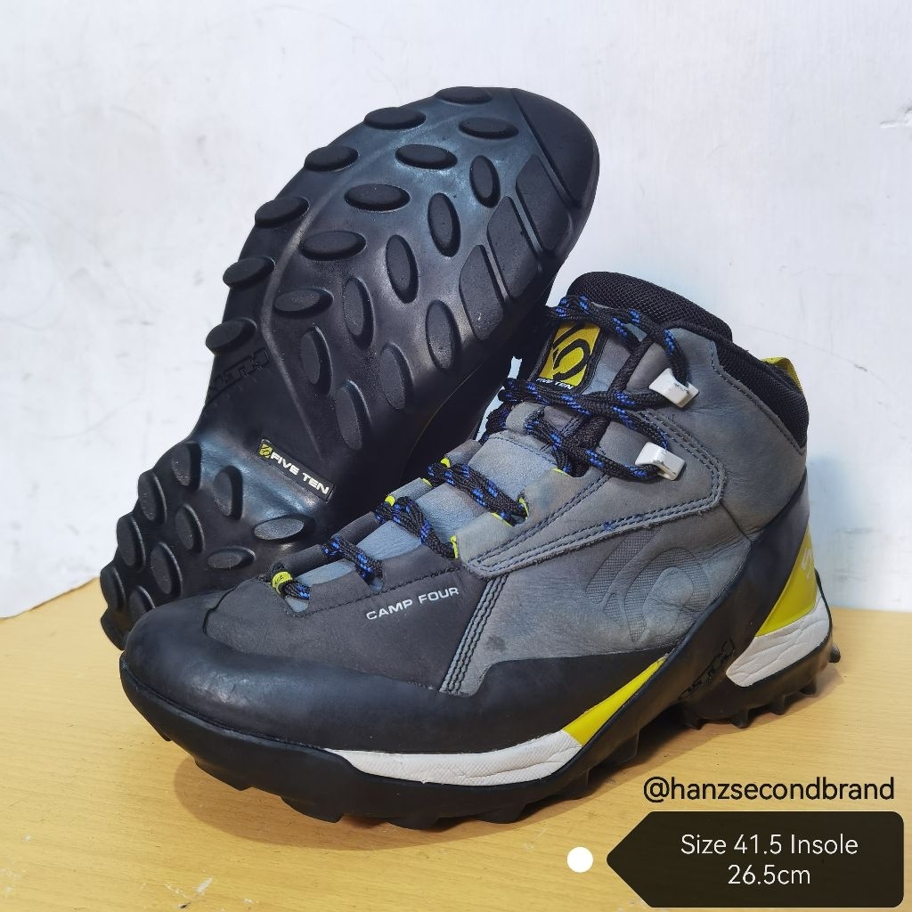Sepatu FIVE TEN CAMP FOUR 41.5