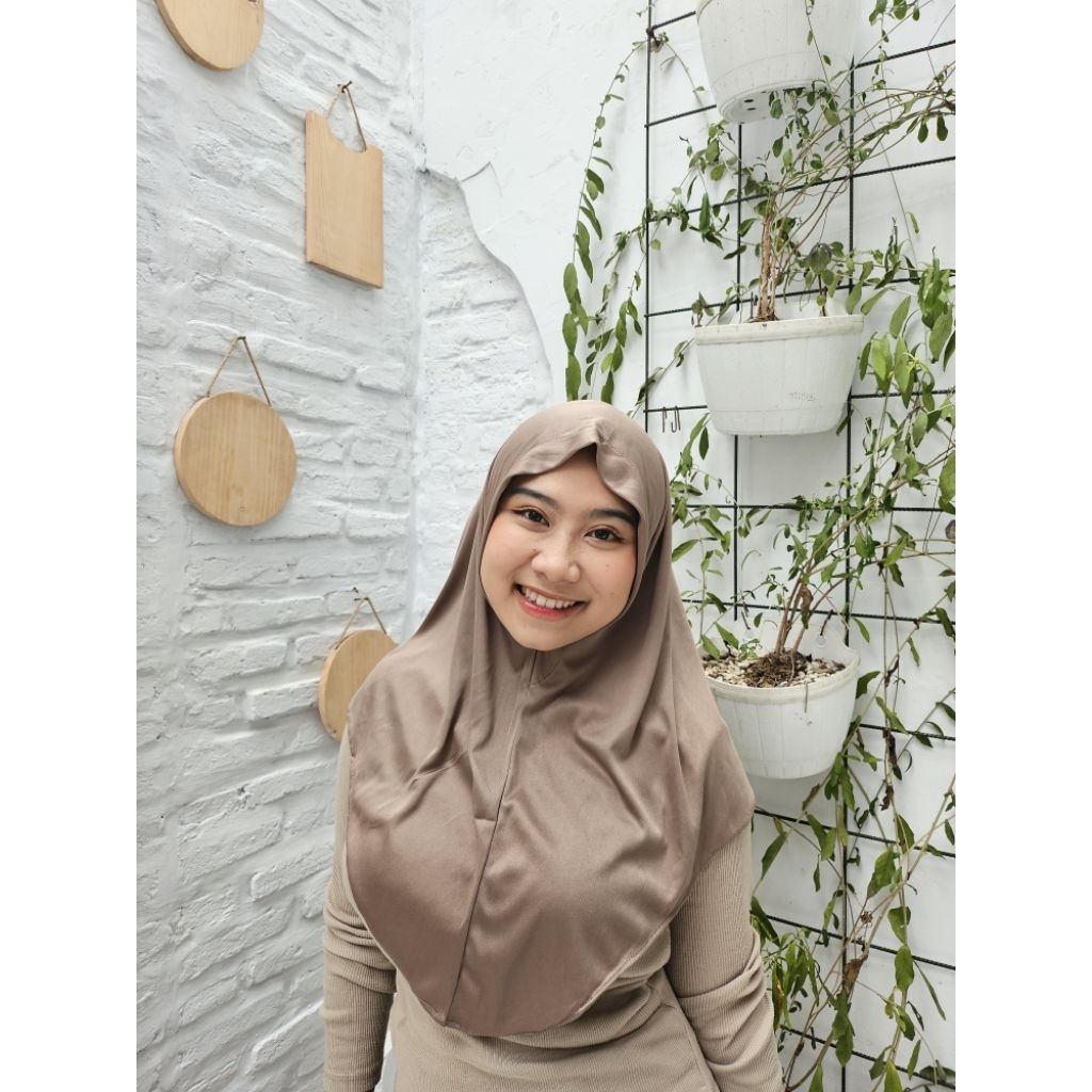 HIJAB BERGO NON PET L/ HIJAB INSTANT / HIJAB OLAHRAGA