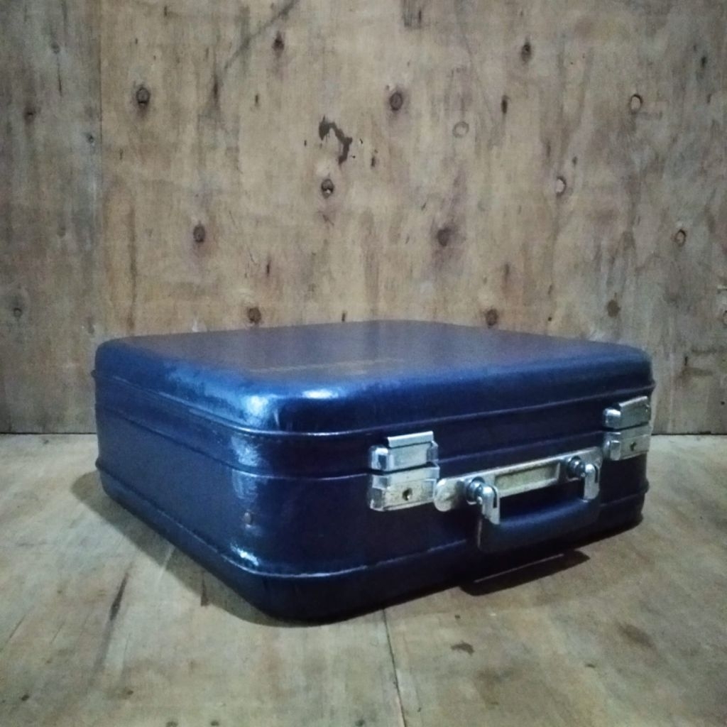 Koper dokumen koper travel jadul antik vintage lawas kuno