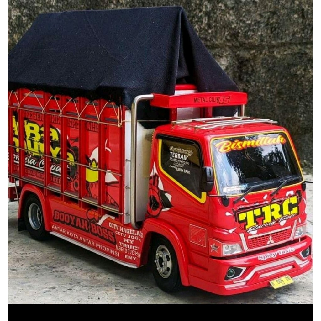Terbaru mainan anak-anak miniatur truk oleng terbuat dari bahan kayu yang halus dan tebal dengan far