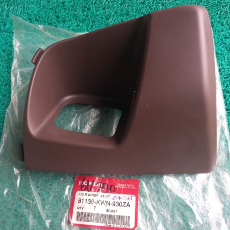 tutup laci R kanan ori honda pcx125 old thailand (coklat)