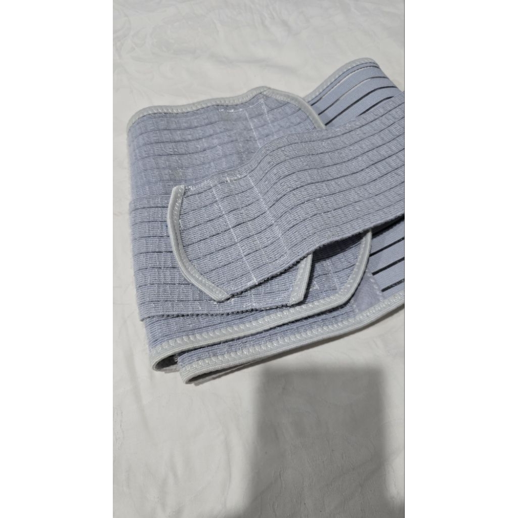 Mooimom bamboo korset preloved size M