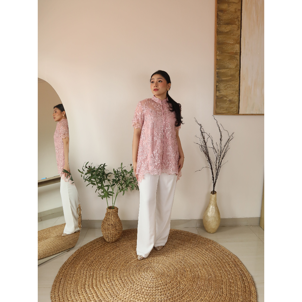 SarahDewanto Kebaya Tile Santili Tangan Pendek