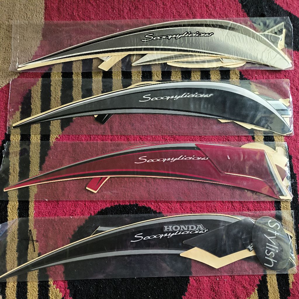 Striping/Lis Body Honda Scoopy Stylish 2018 – Stiker Body Scoopy 1 Set Lengkap