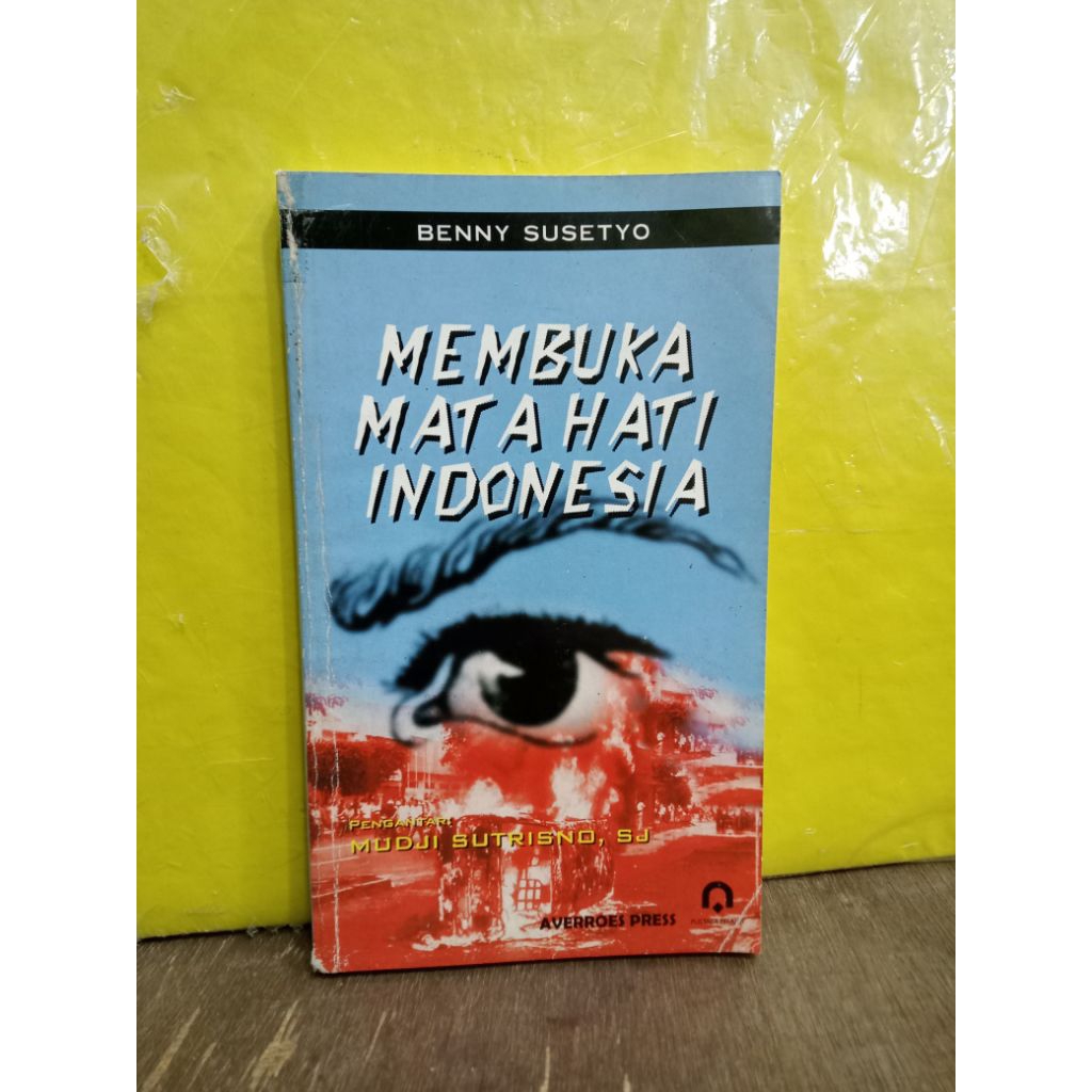 BUKU MEMBUKA MATA HATI INDONESIA
