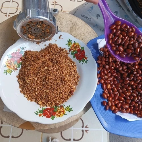 Mesin Giling Bumbu Pecel/Gilingan getuk