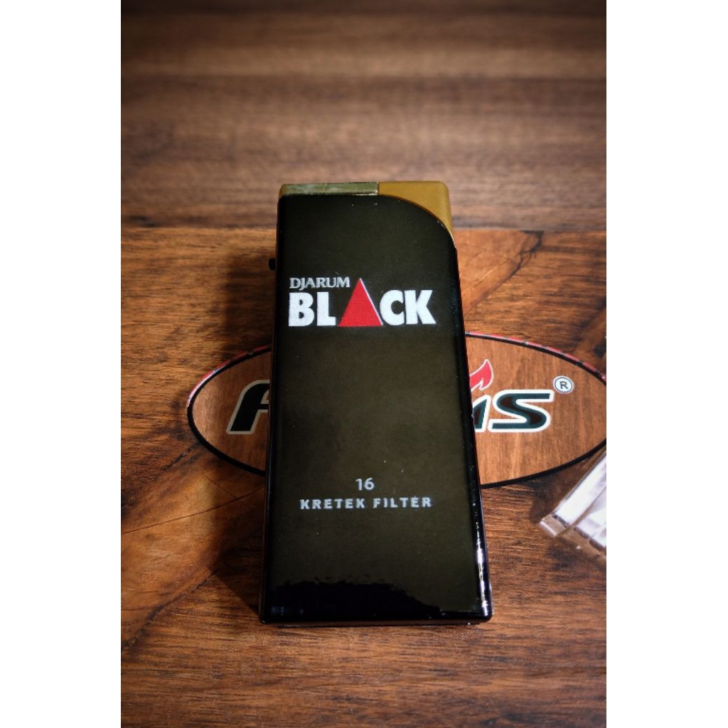 kriket Djarum black