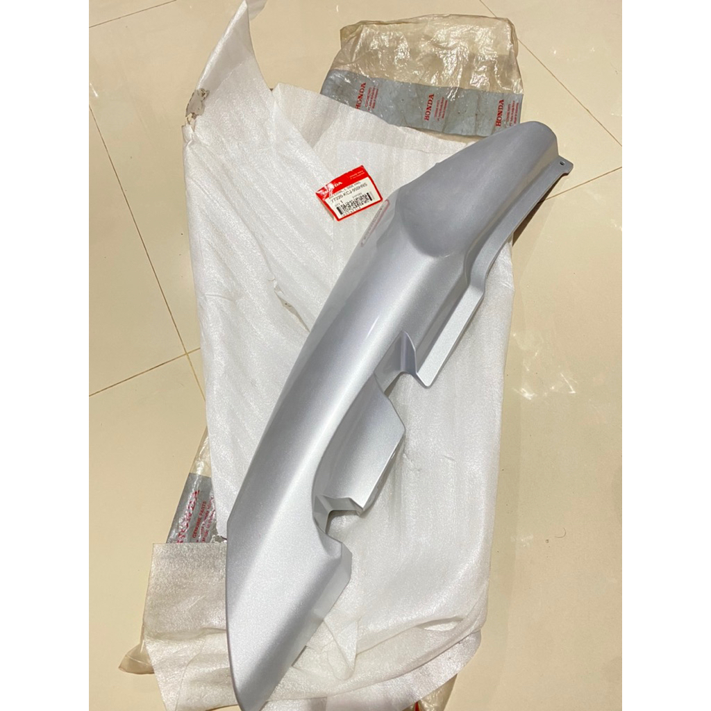 cover bodi Cover Body Kiri Silver Tiger Lama Original 77220 KCJ 950HNS