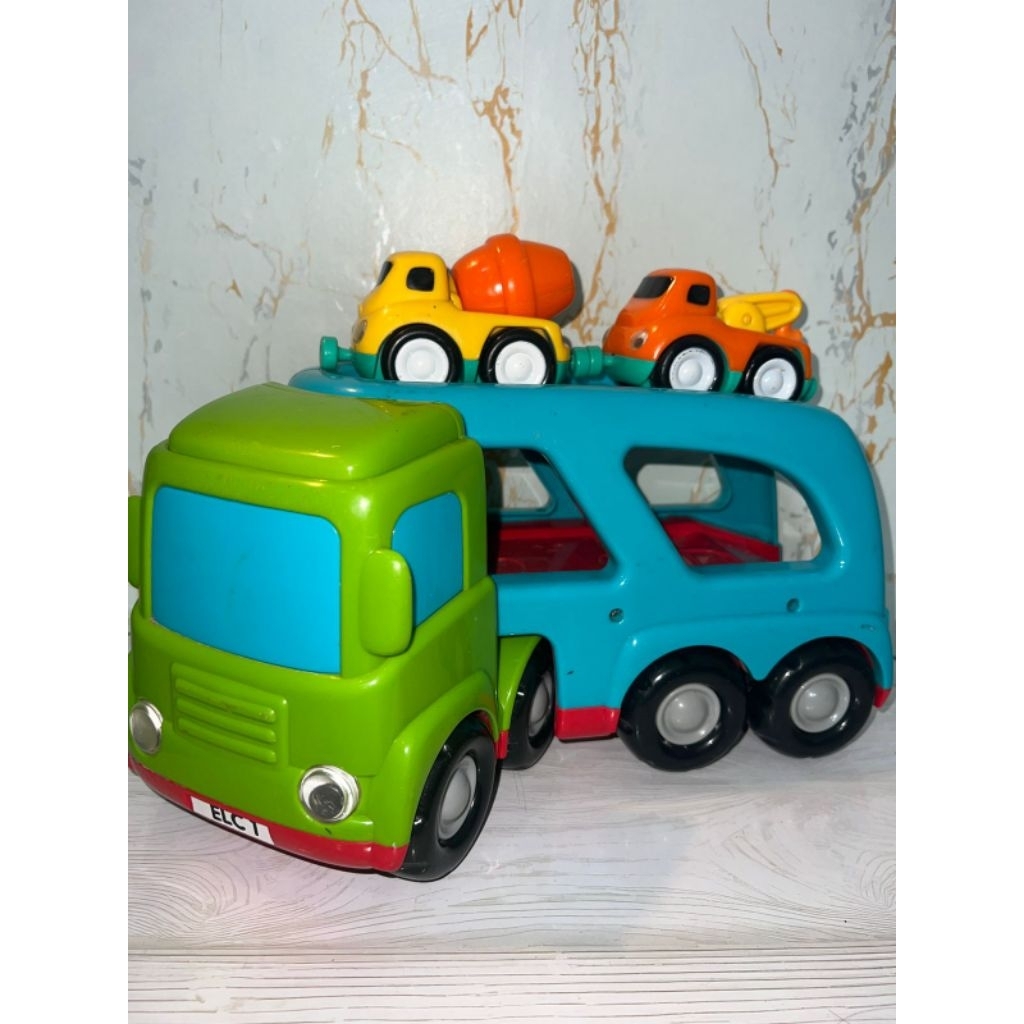 ELC Whizz World Car Transporter / mobil towing elc