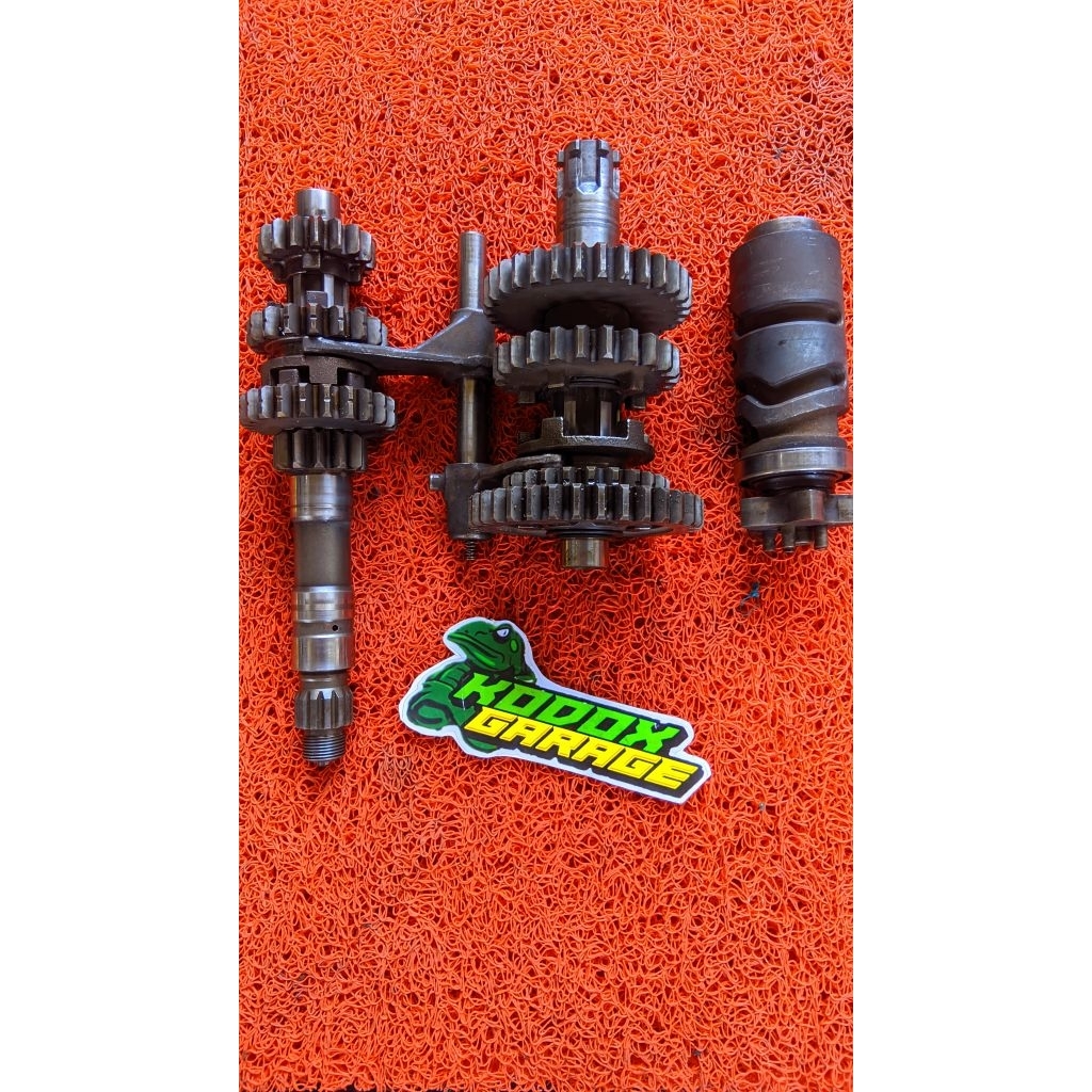 gigi trasmisi gigi rasio vega zr jupiter z1 jupiter robot original copotan