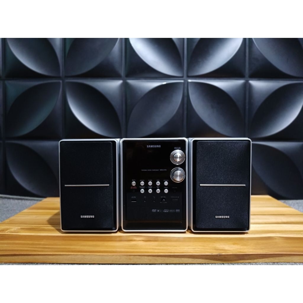 Samsung MM-DT8 Micro Hi-Fi Component System