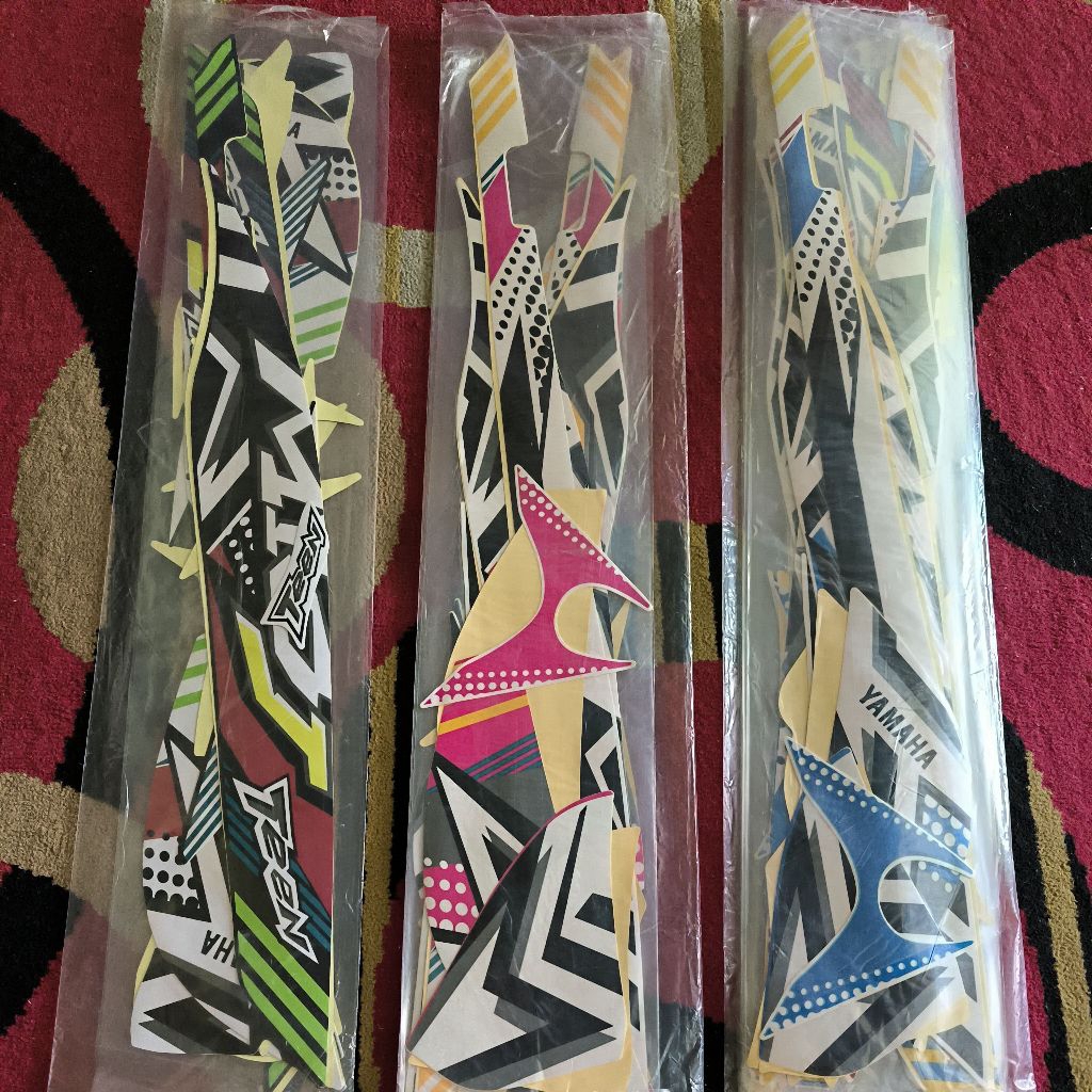 Striping/Lis Body Yamaha Mio J TEEN 2013 – Stiker Body Mio J 1 Set Lengkap