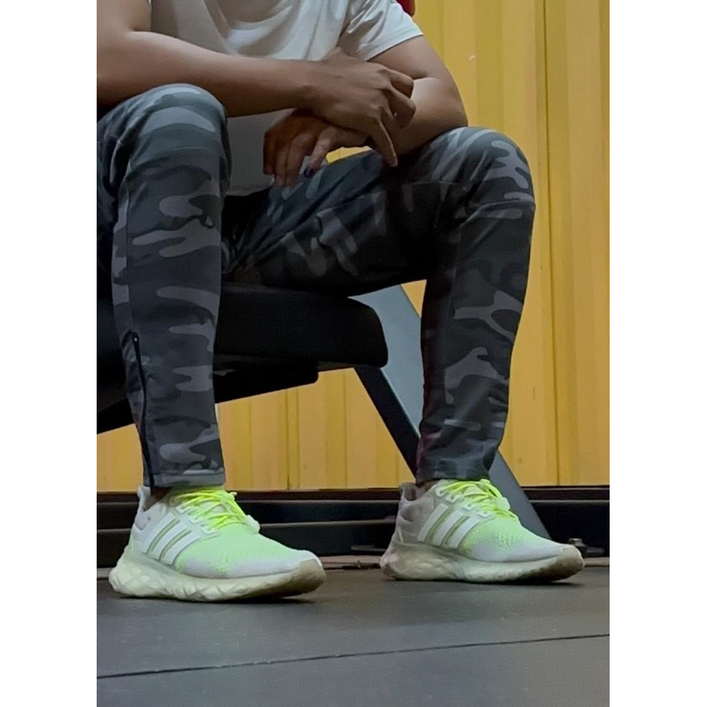 adidas ultraboost web Dna