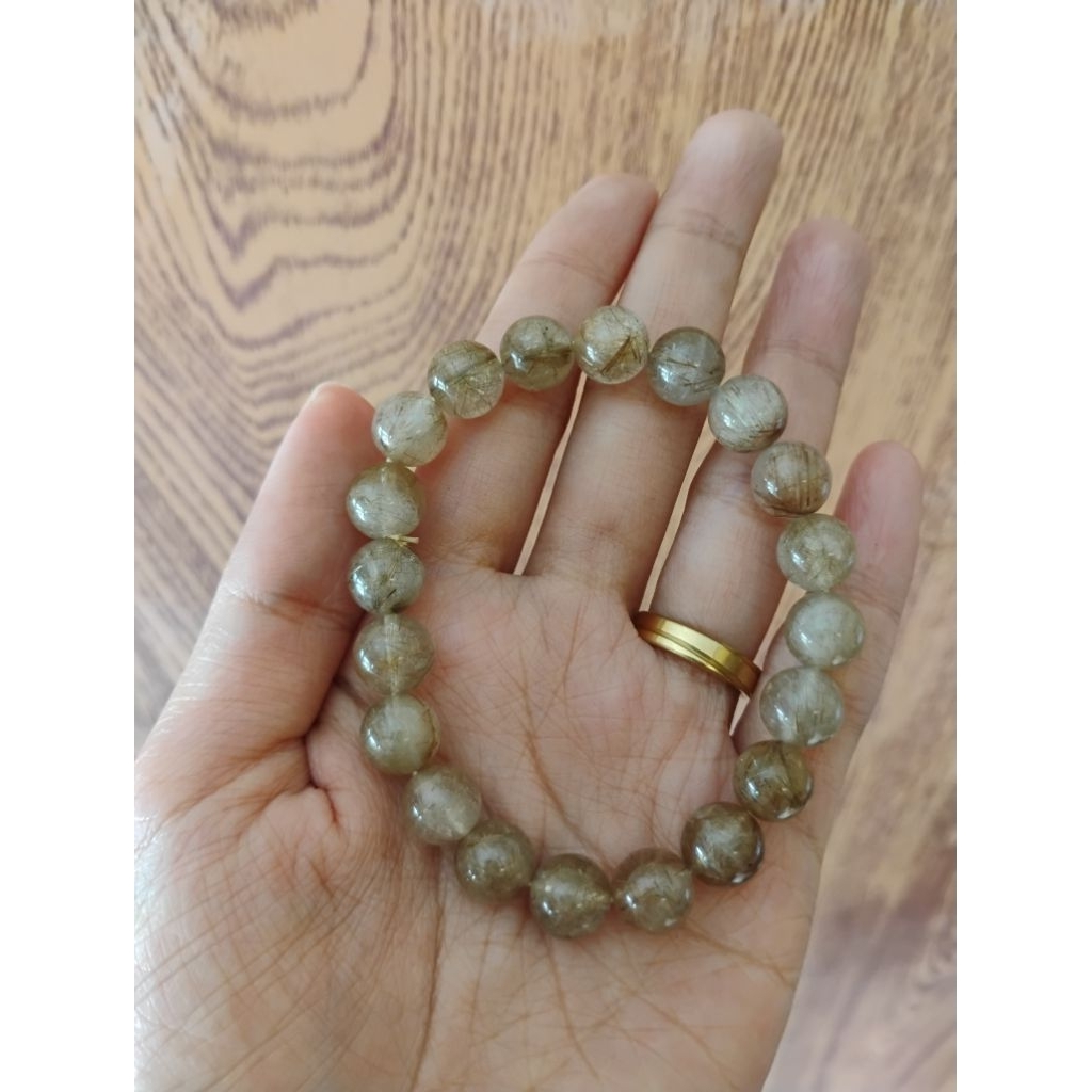 Gelang batu rambut sedana