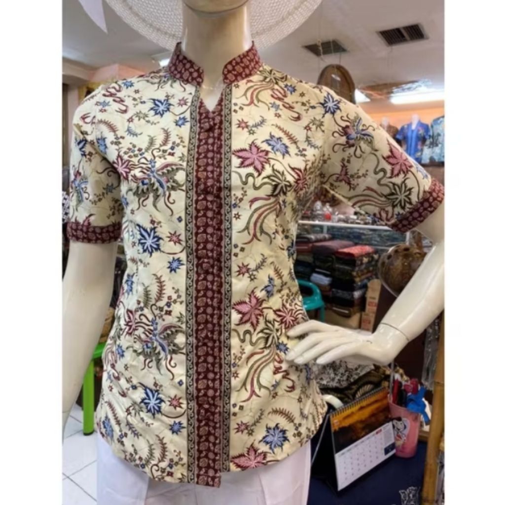 Bakul Batik, Blouse Wanita Lengan Pendek