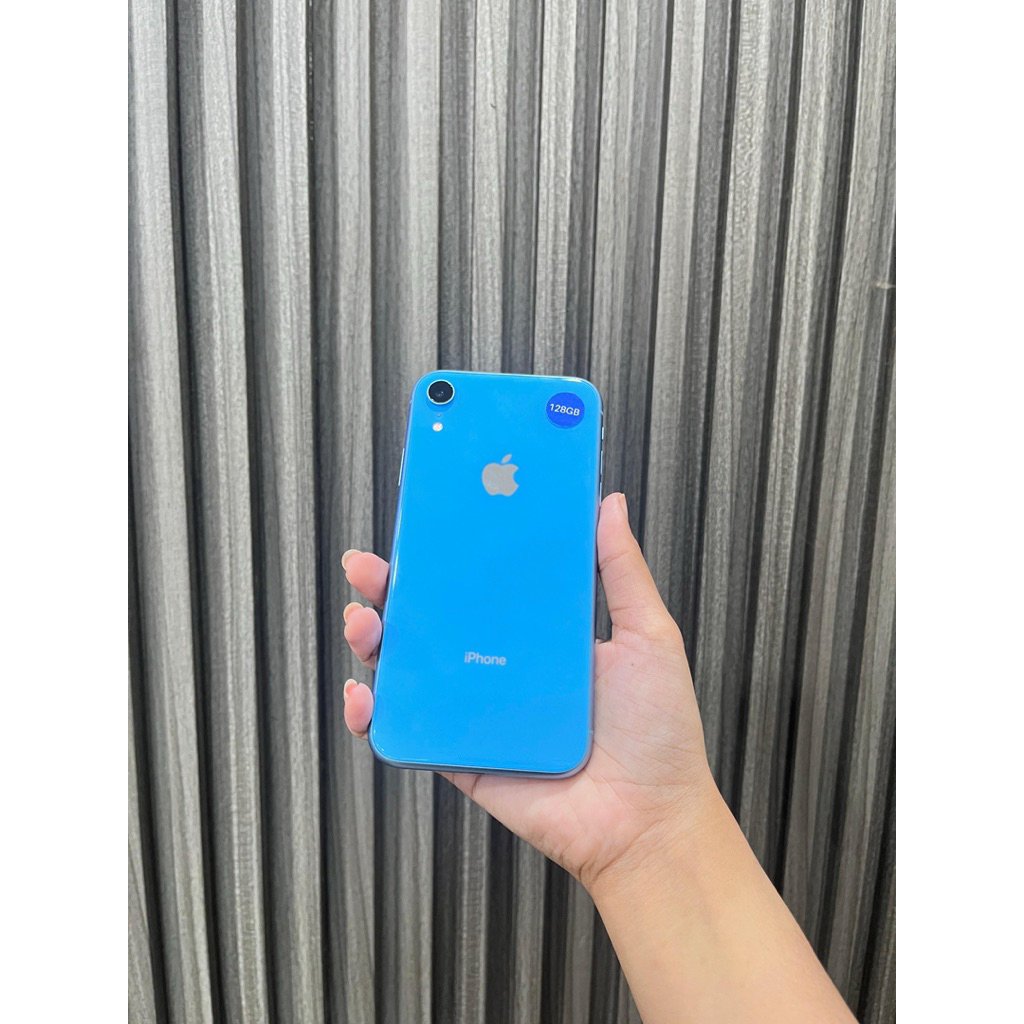 iPhone xr 128gb alloperator like new
