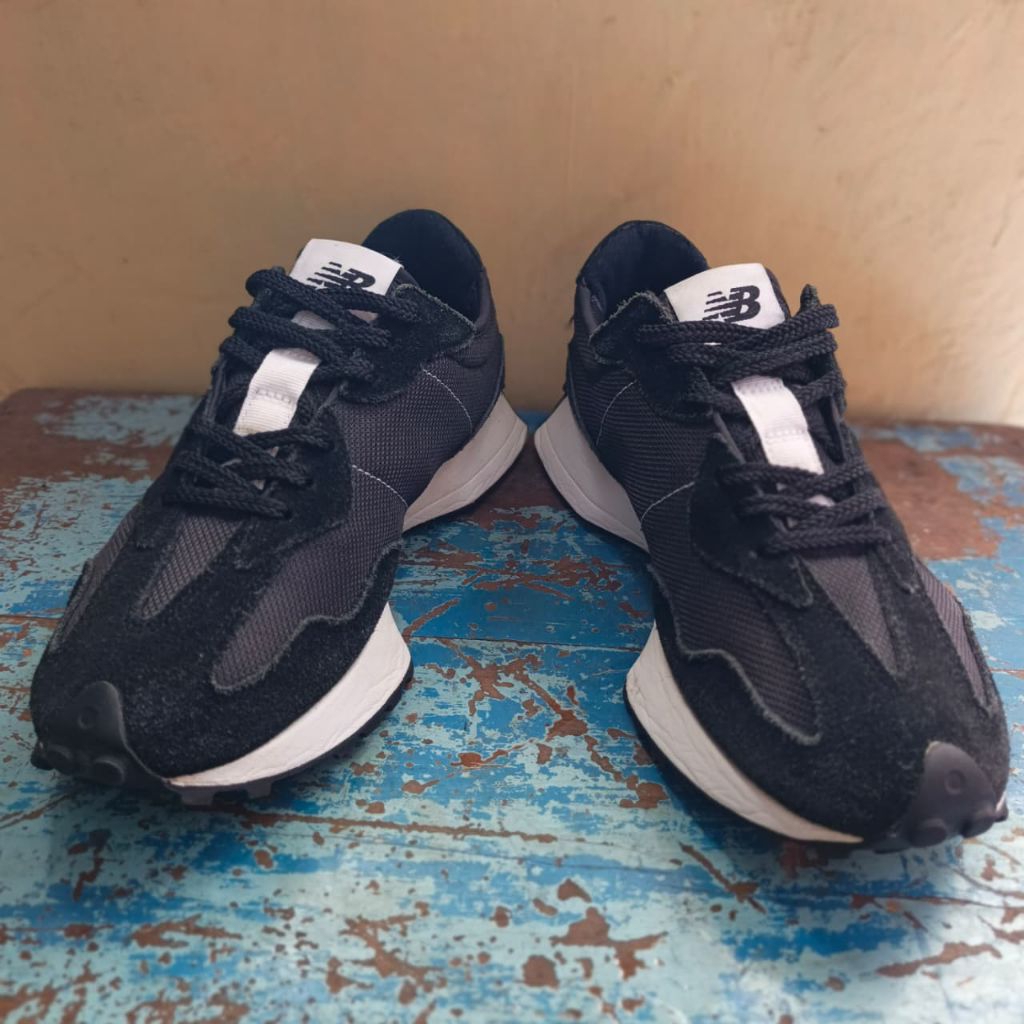 New Balance 327 | Second Original | Size 42.5/27cm