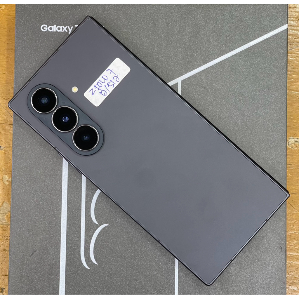 Hp Second SAMSUNG Z Fold7 12GB/512GB Fullset Garansi