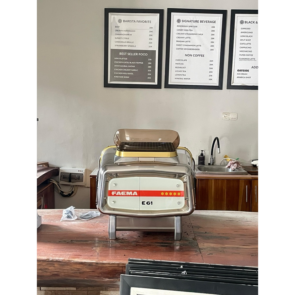 Faema E61 Mesin Kopi Expresso