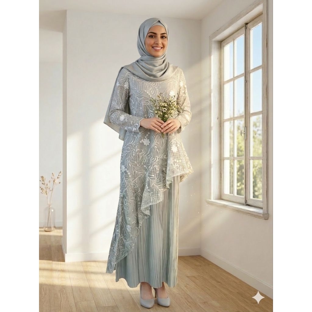 Geulis.id Maison Dress Brokat Silver / wedding Dress silver size XS