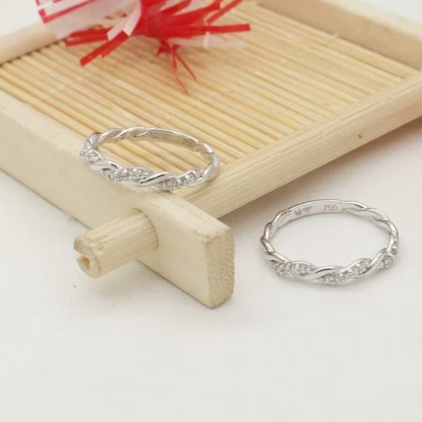 Cincin WG Hala Basic Collection RI221353 Hala Gold 18K