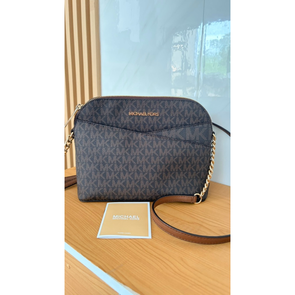 Preloved Michael Kors Jet set dome