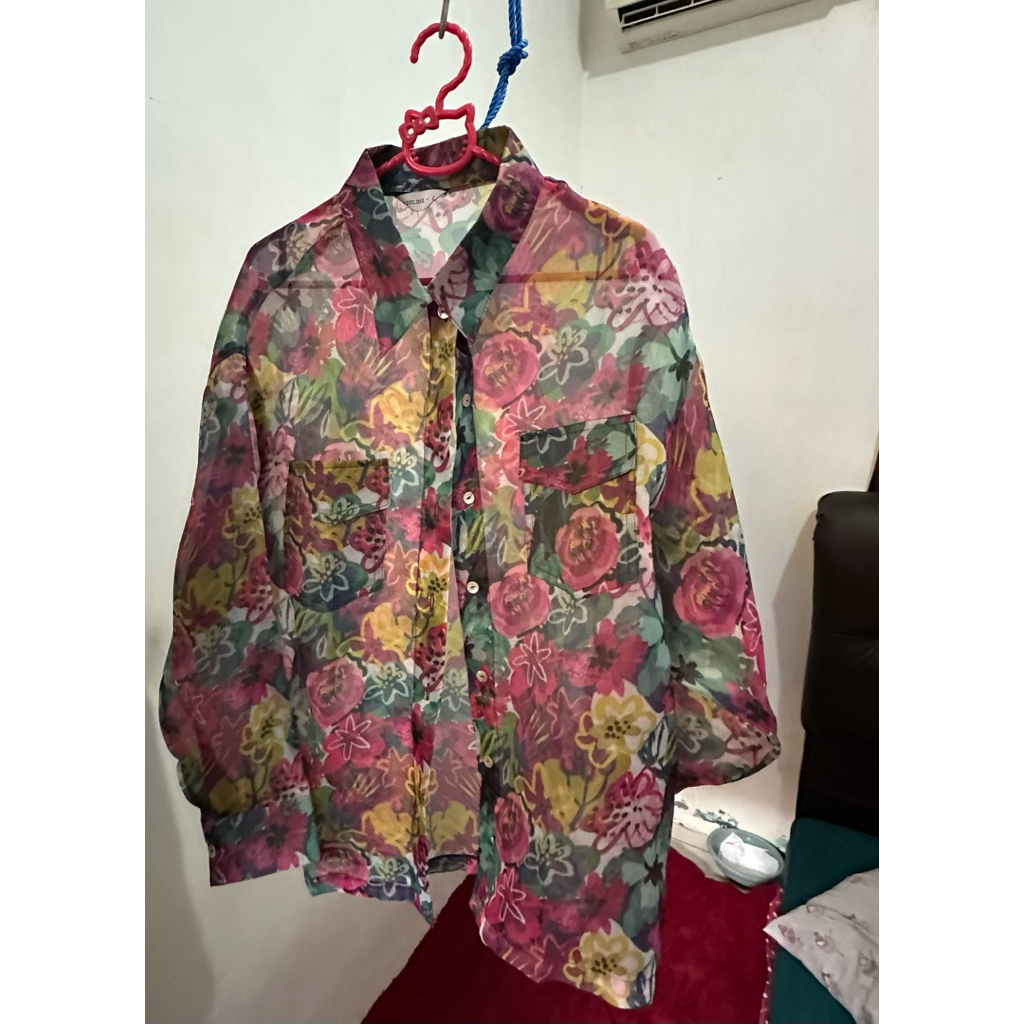 outer sideline preloved