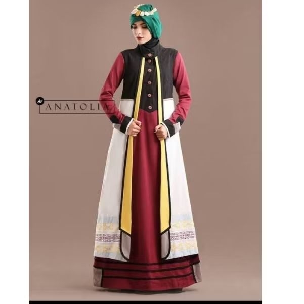 tuneeca preloved size s