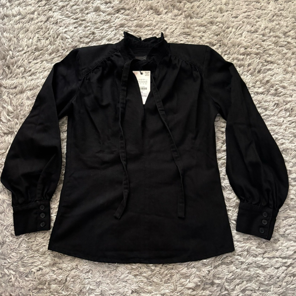 (new) Zara Shoulder Pad Denim Shirt