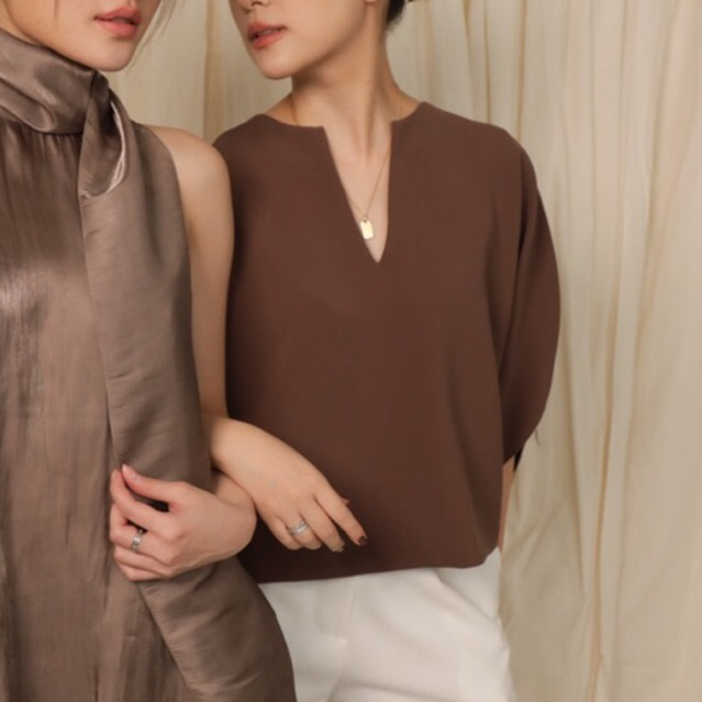 POISE24 - Mireya Top