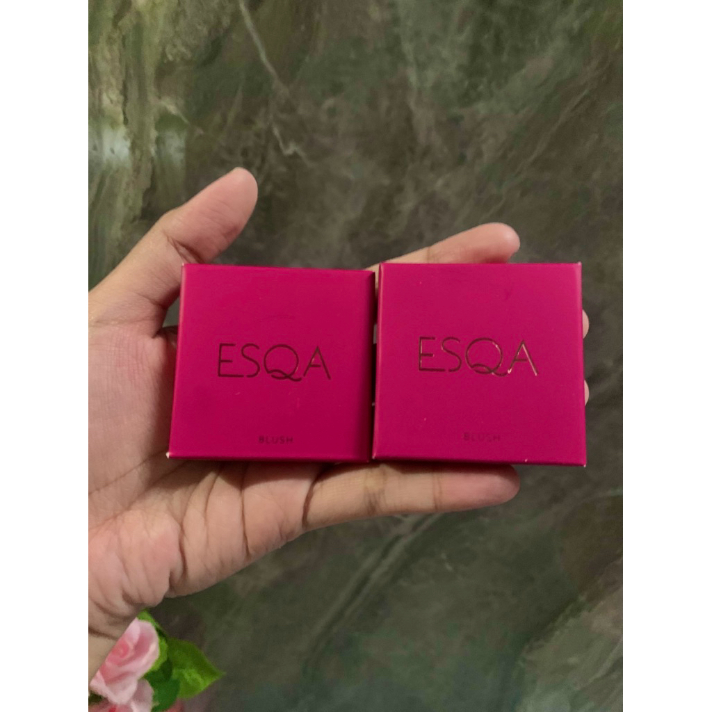 Esqa Powder Blush