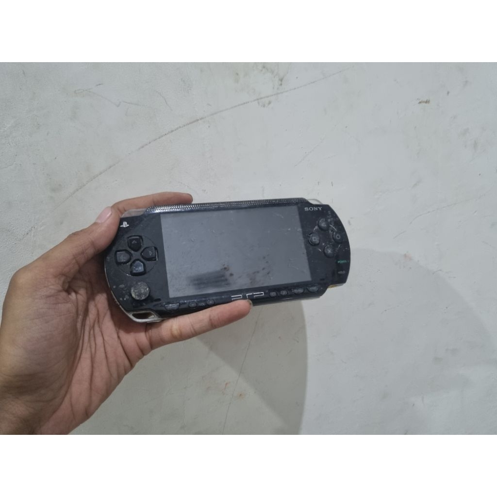 psp serie 3000 minus layar