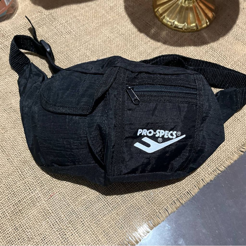 Waistbag Anak Laki-Laki Pro-Specs warna Hitam | Tas 4 ruang | Preloved Bekas Pribadi Second