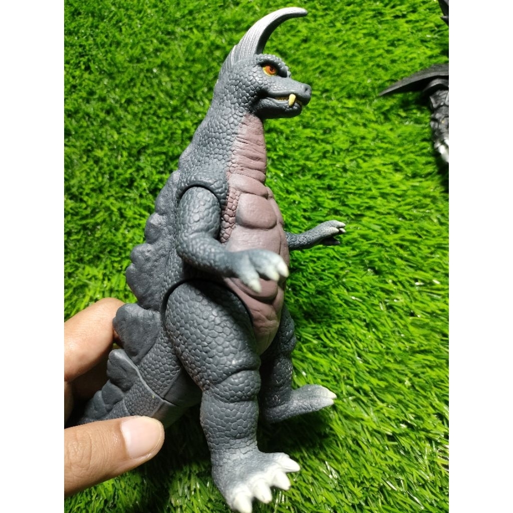 Ultra Monster Series Kaiju Arstron Kaiju Earthtron