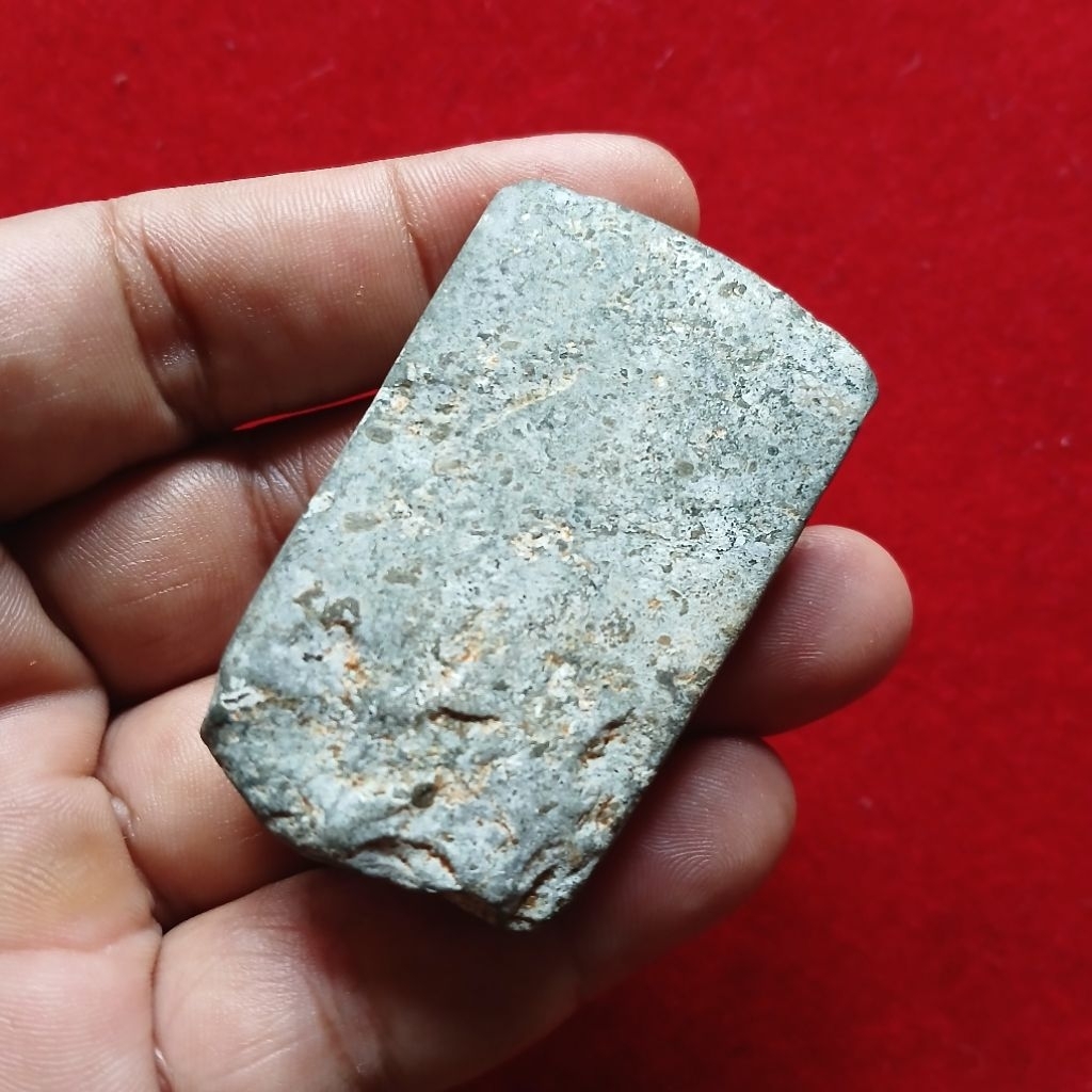 Koleksi Temuan Sungai Kapak Batu KUNO Pra Sejarah