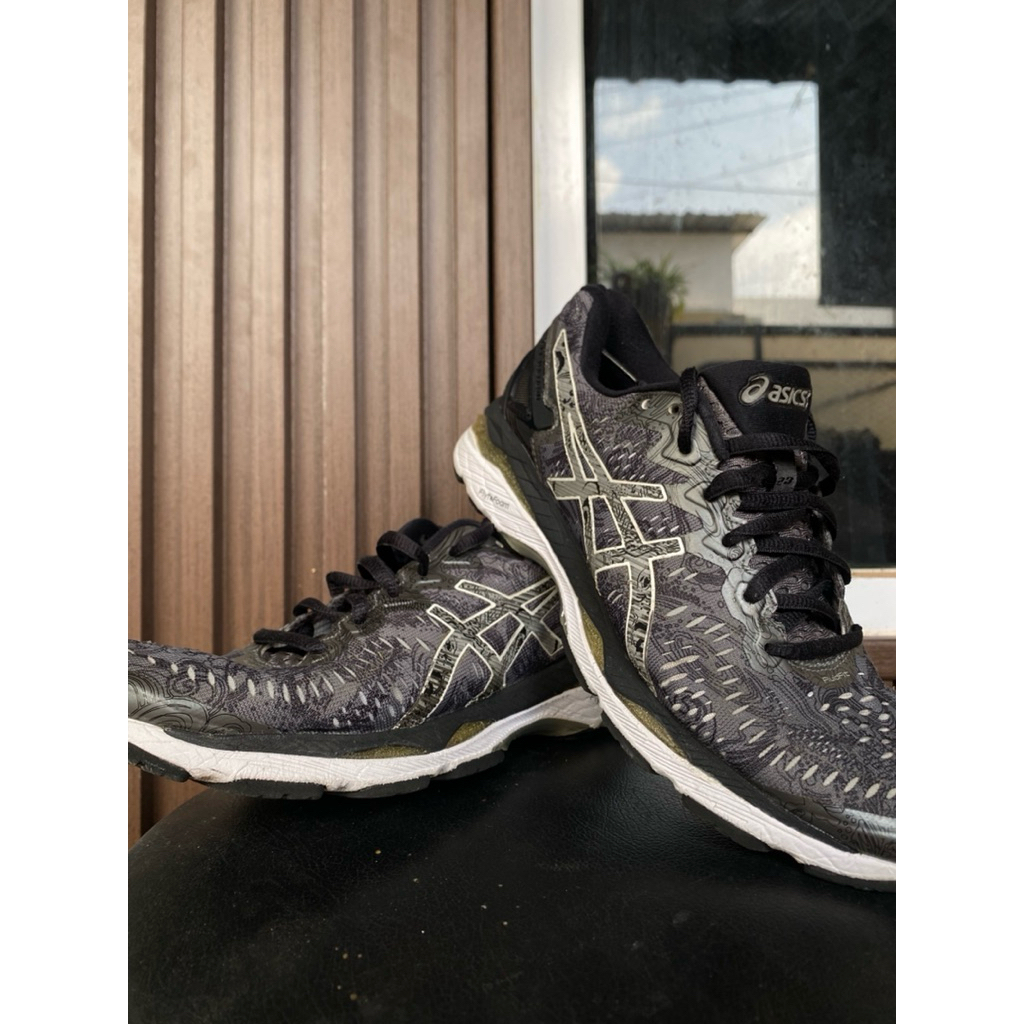 Sepatu Second Asics gel size 38