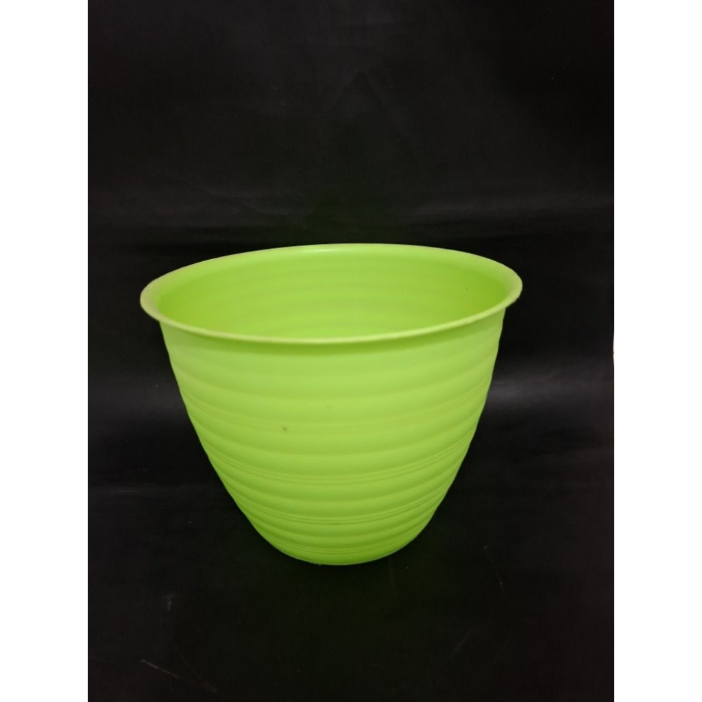 Pot Bunga Hijau Cl Tawon 20cm