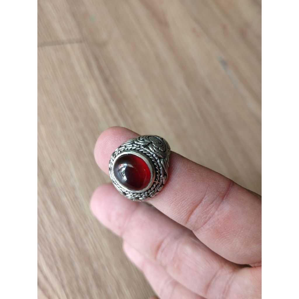 Cincin red garnet natural