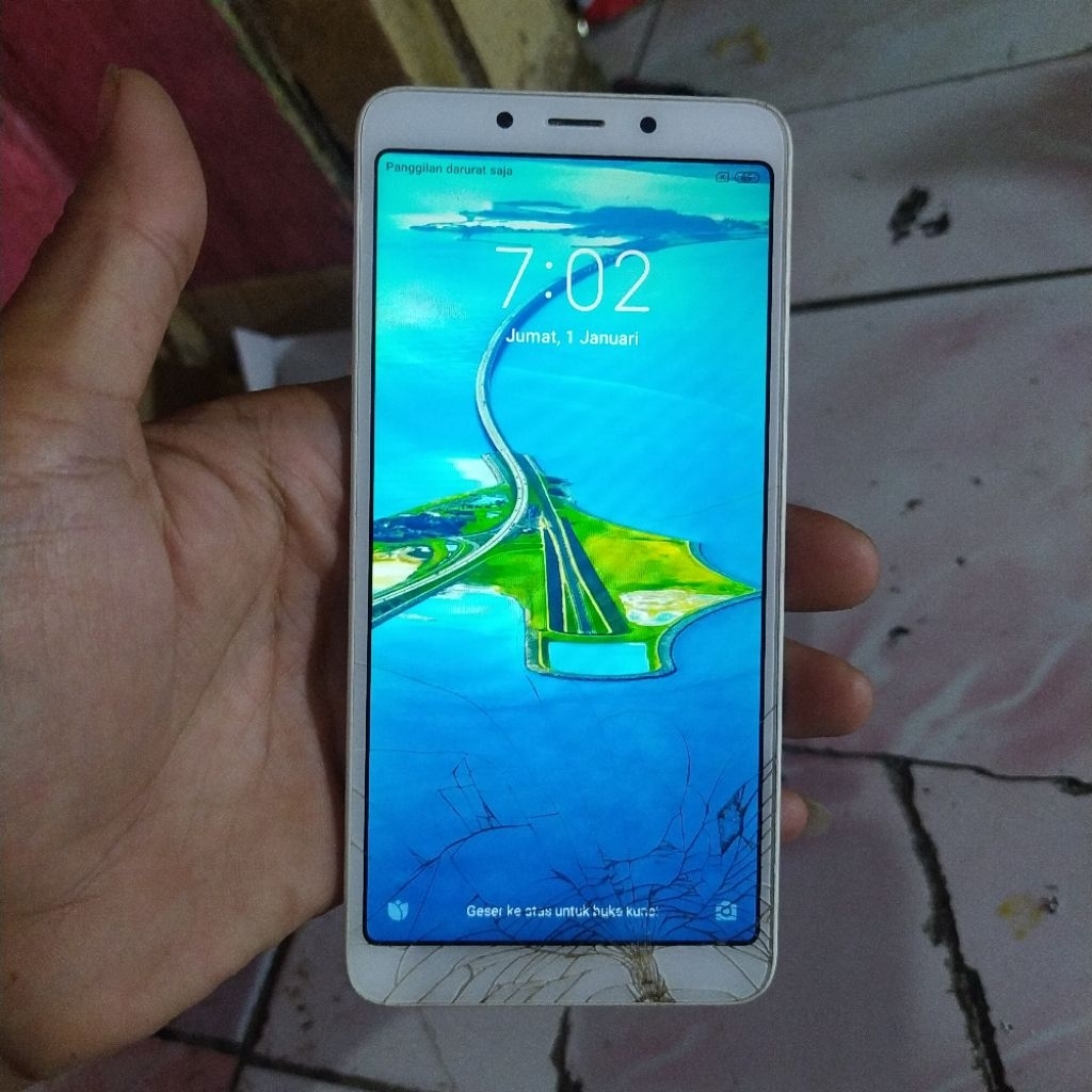 lcd +frame redmi 6a original copotan bening touchcreen retak eror