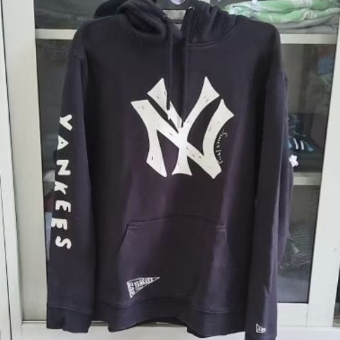 Hoodie New Era NY Yankees pemakaian XL