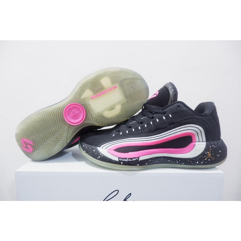 SEPATU BASKET AJ LUKA 4 LOW HYPER PINK